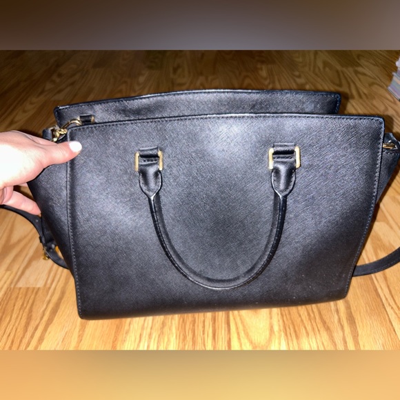 Michael Kors Selma Bag - Picture 3 of 4